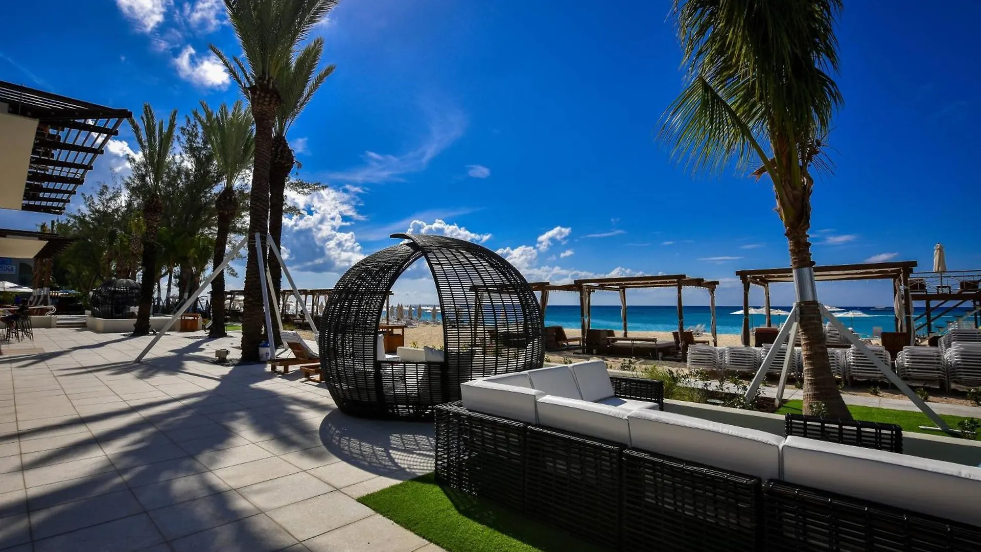 The Westin Grand Cayman Seven Mile Beach Resort & Spa West Bay 4*,